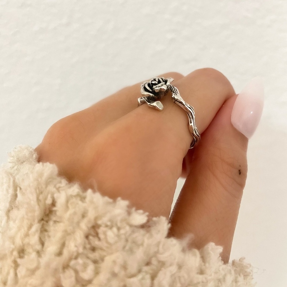 925 Sterling Silver Rose Engraved Ring Silver Vintage Flower Ring - Picture 3 of 6